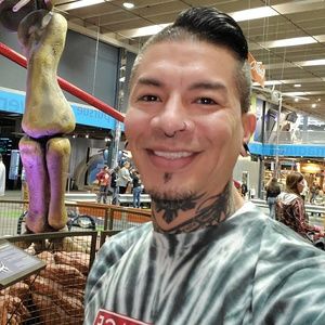 Meet your Posher, Chris